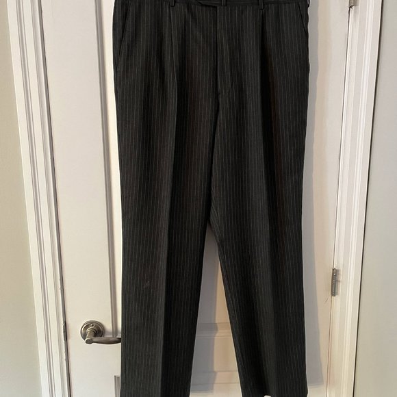 COPPLEY GREY STRIPED BOCELLI MILLER SUIT (ALTERED) - Picture 6 of 8